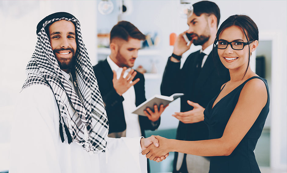 The new permanent residency program of UAE offers expats the opportunity to live in the country without having to renew their visa every two or three years and without the need for a sponsor.
